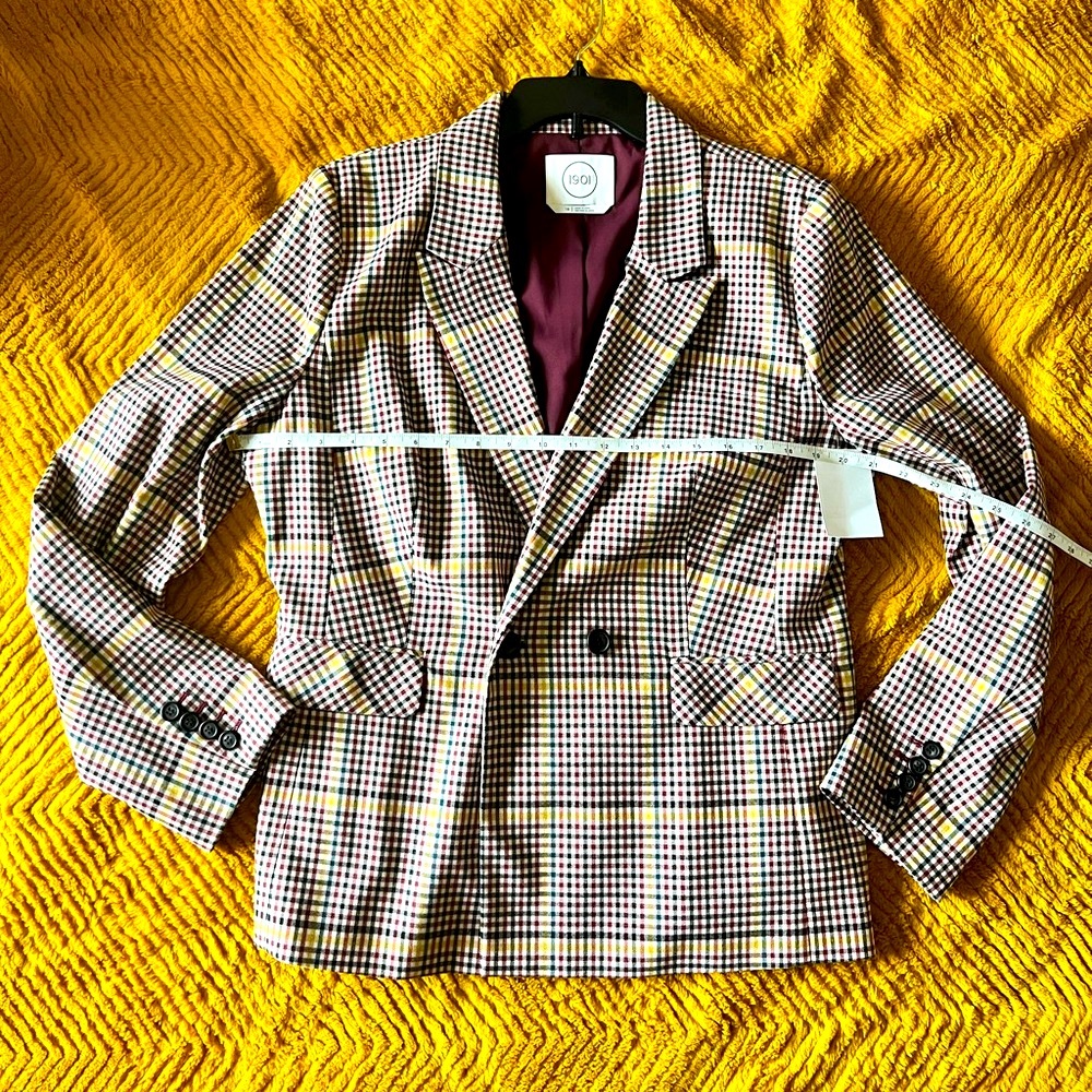 CLEARANCE  FINAL DISCOUNT 1901 Blazer